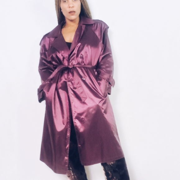 🚫SOLD OUT🚫Vintage Raincoat - Picture 2 of 7